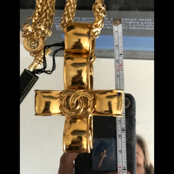 Chanel Vintage Authentic  cross  rare! necklace - Picture 3 of 8
